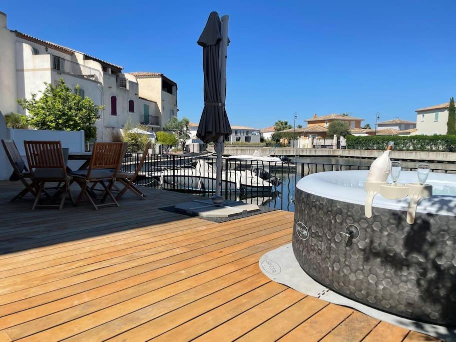 艾格-莫尔特Marina 120M²/8 Pers/ Terrasse 100M²/ Appontement别墅 外观 照片
